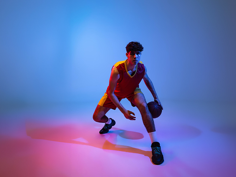 路威解释NBA球员破产：赚钱先扣掉一半税，还得给经纪人等等！